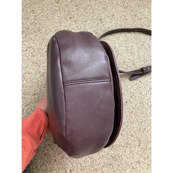 Matt & Nat Medium plum, purple leather crossbody purse - Picture 8 of 11